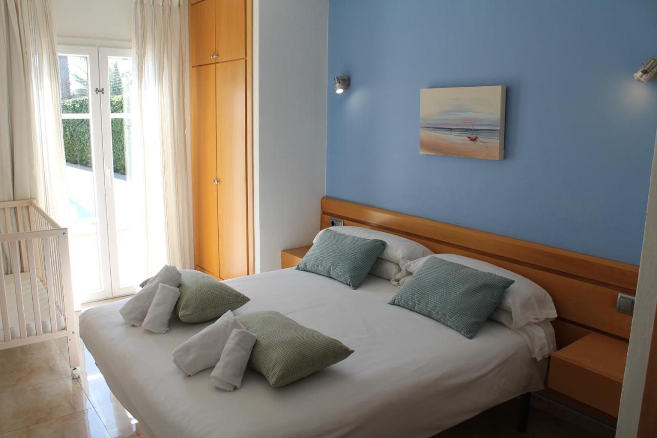 Apartaments Talayot Cala'N Blanes  ภายนอก รูปภาพ